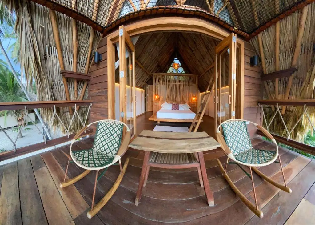 Sala de estar en Parque Tayrona alojamiento con playa privada